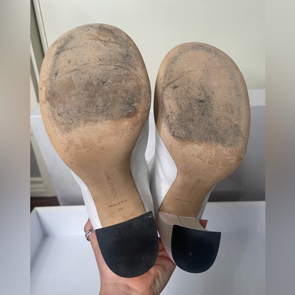 Victoria Beckham white boots - Picture 7 of 11